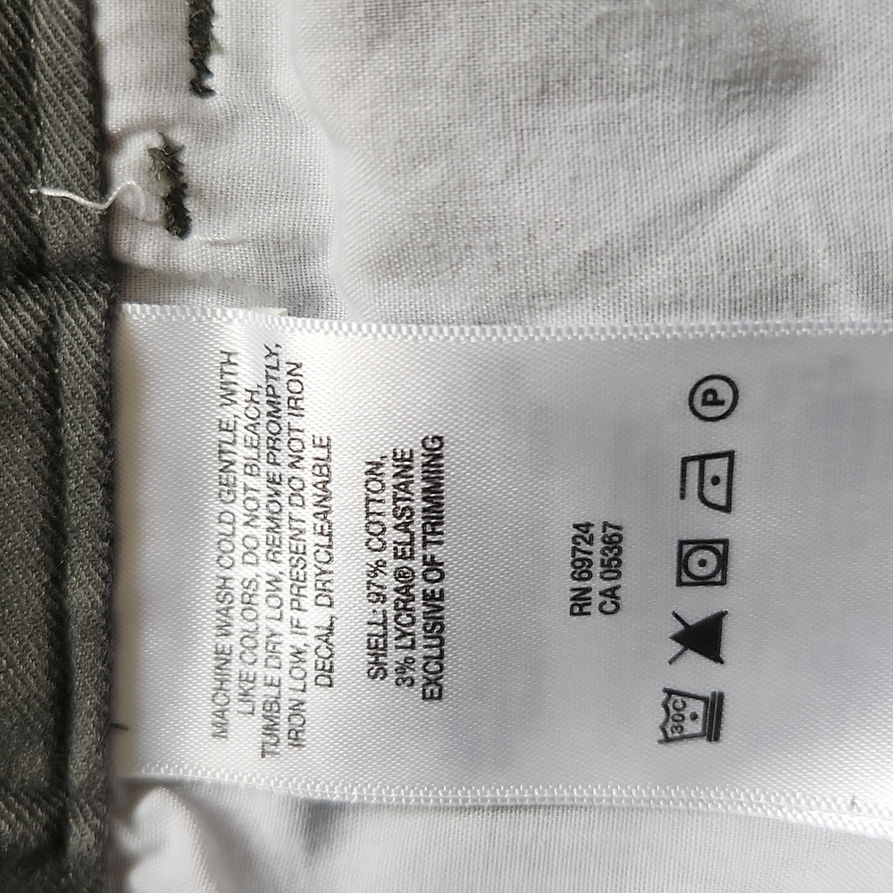 Columbia Women's Jeans in Olive Green - Picture 6 of 7